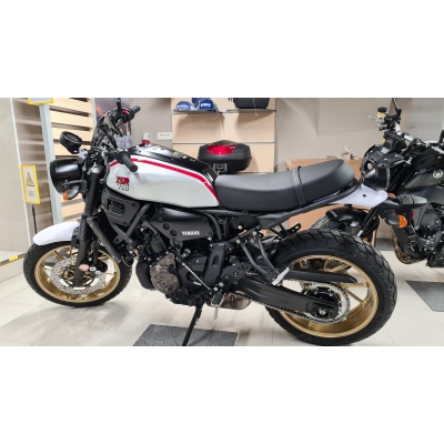 YAMAHA XSR 700 X-TRIBUTE / 2021